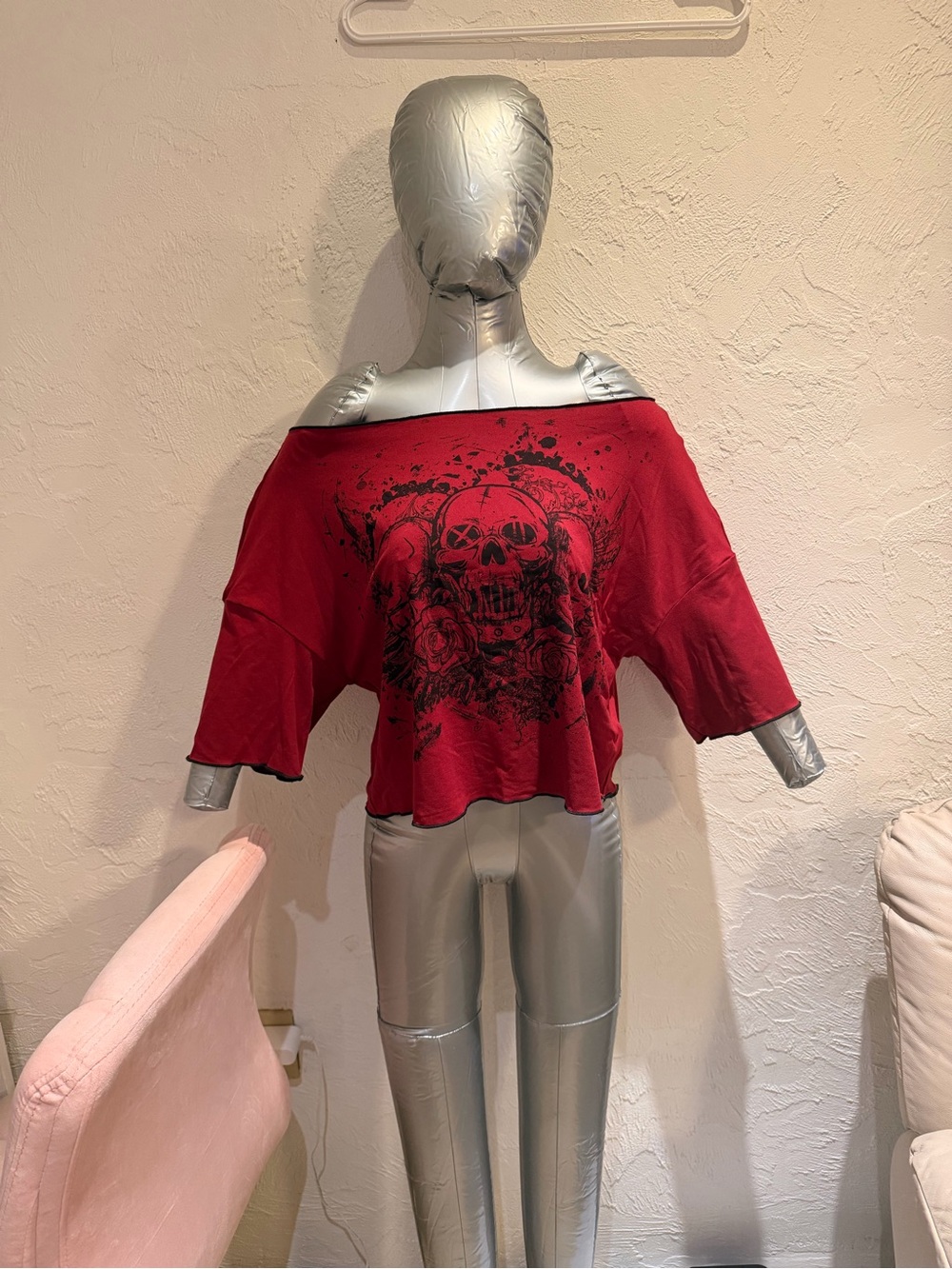 Red Off-Shoulder Skull Graphic Crop Top - Women